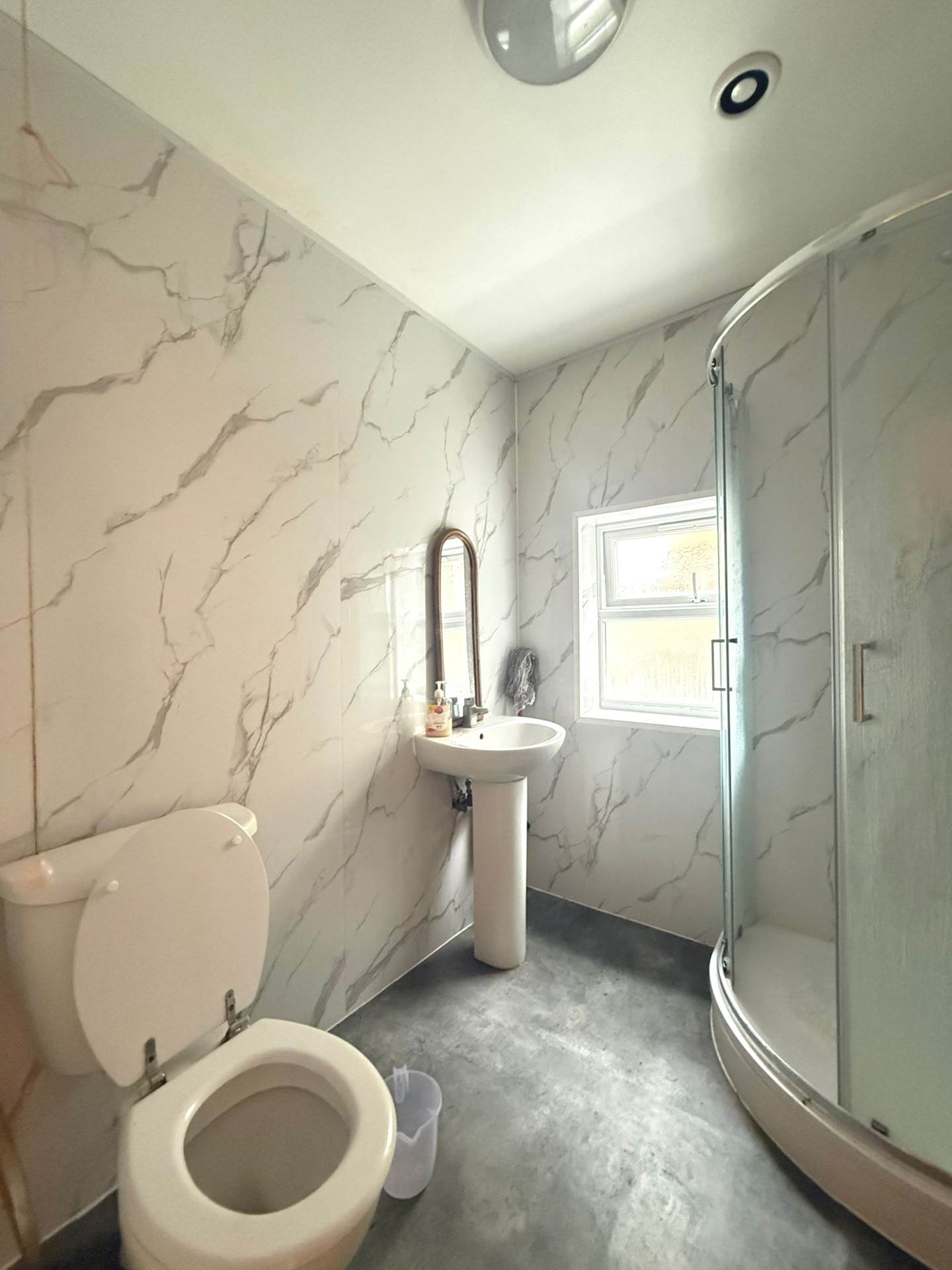 Victoria Road, Southall, Image 6