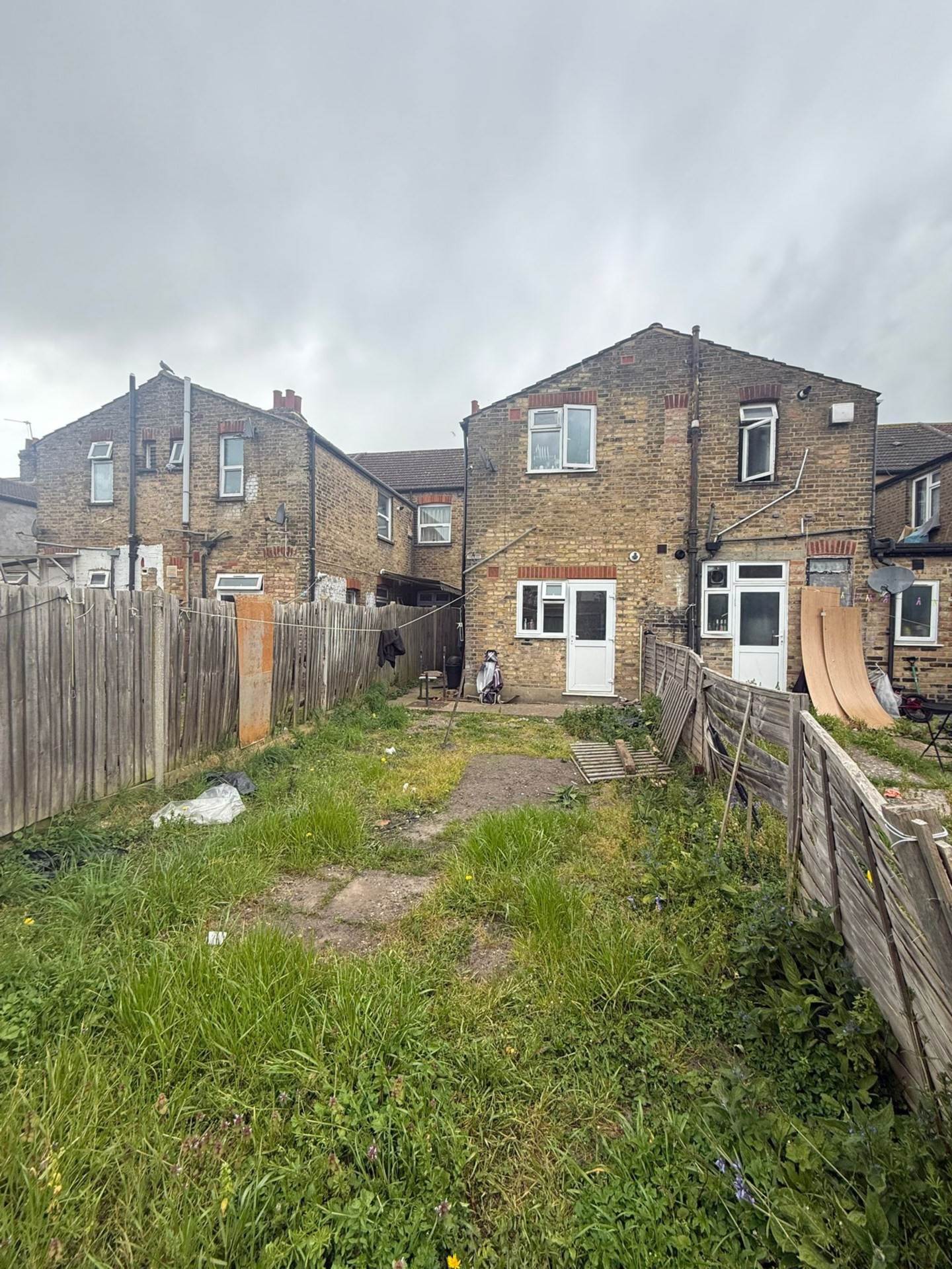 Victoria Road, Southall, Image 8