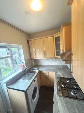 Property For Rent Victoria Road, Southall