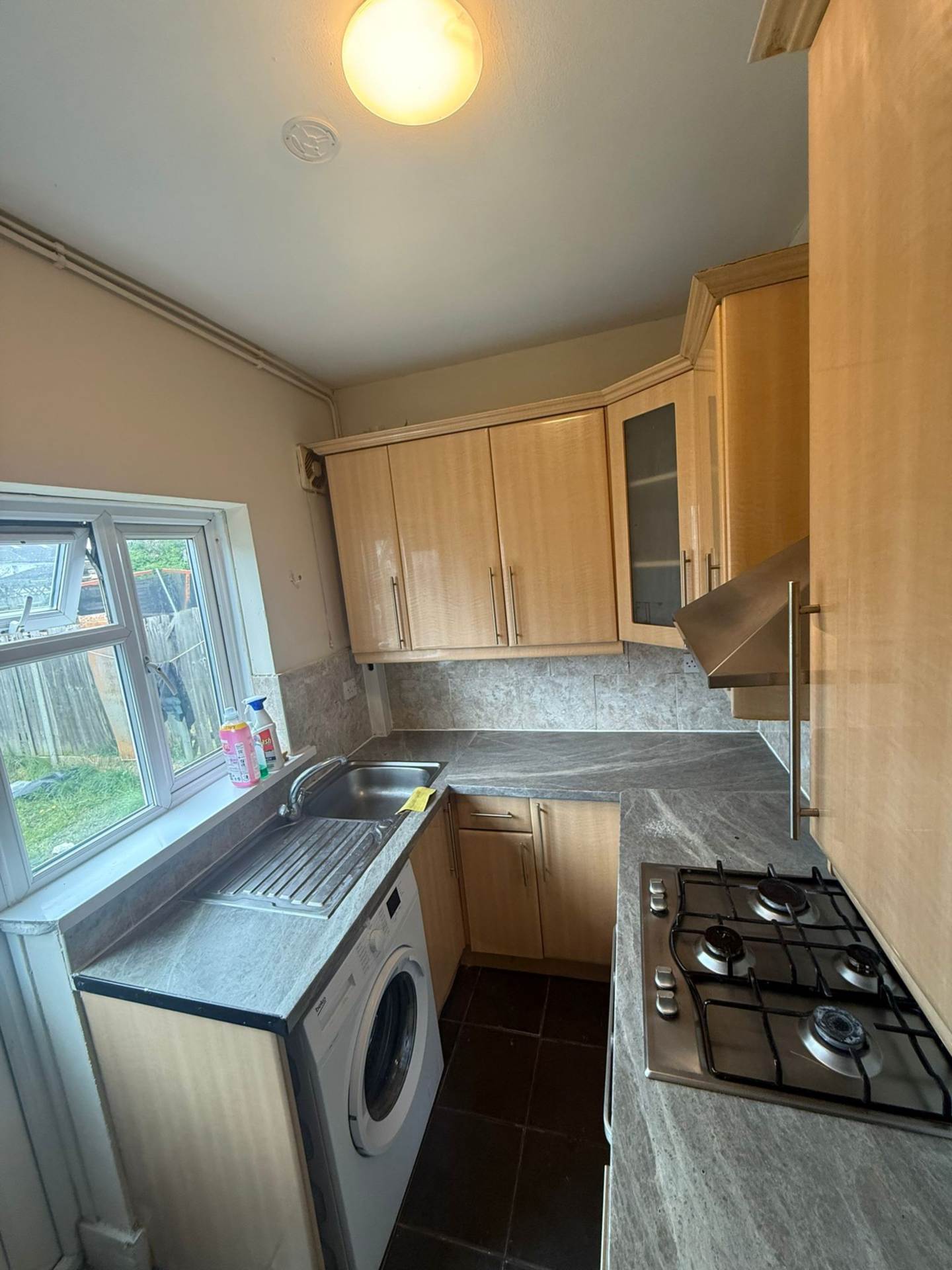 Victoria Road, Southall, Image 7