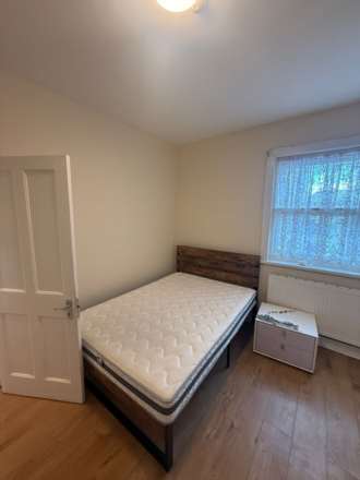 Victoria Road, Southall, Image 3