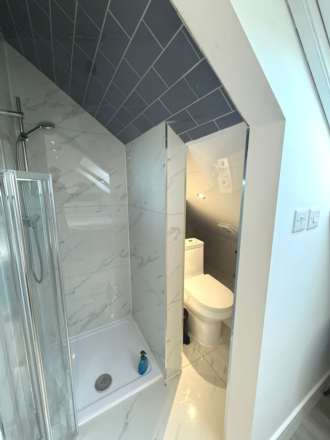 Dawley Ride, Slough, Image 15