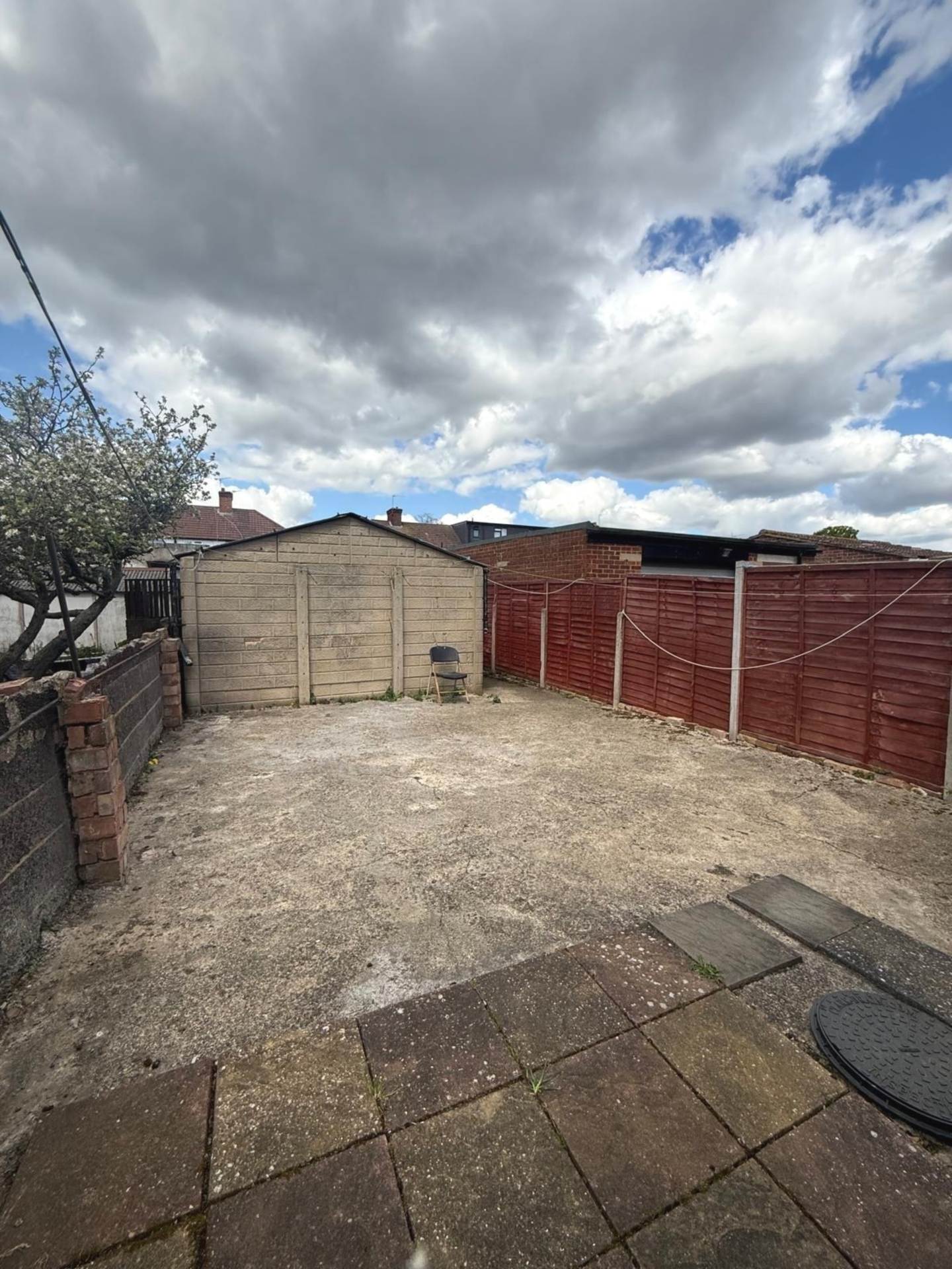 Greenland Crescent, Southall, Image 15