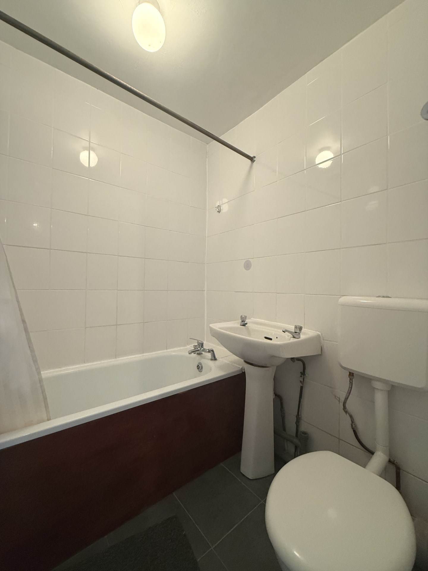 Norwood Road, Southall, Image 4