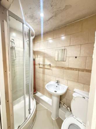 Culmington Road, London, Image 3