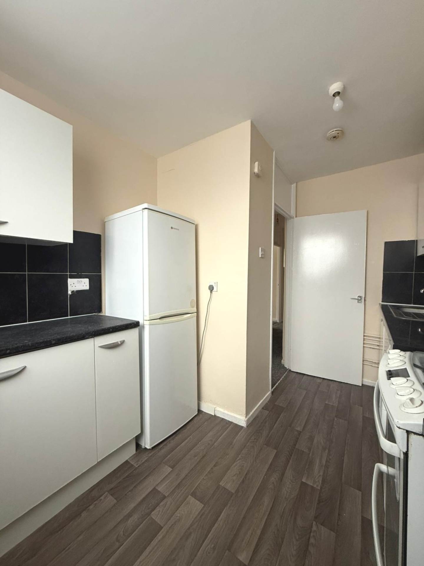 St Andrews Tower, Baird Avenue, Southall, Image 3