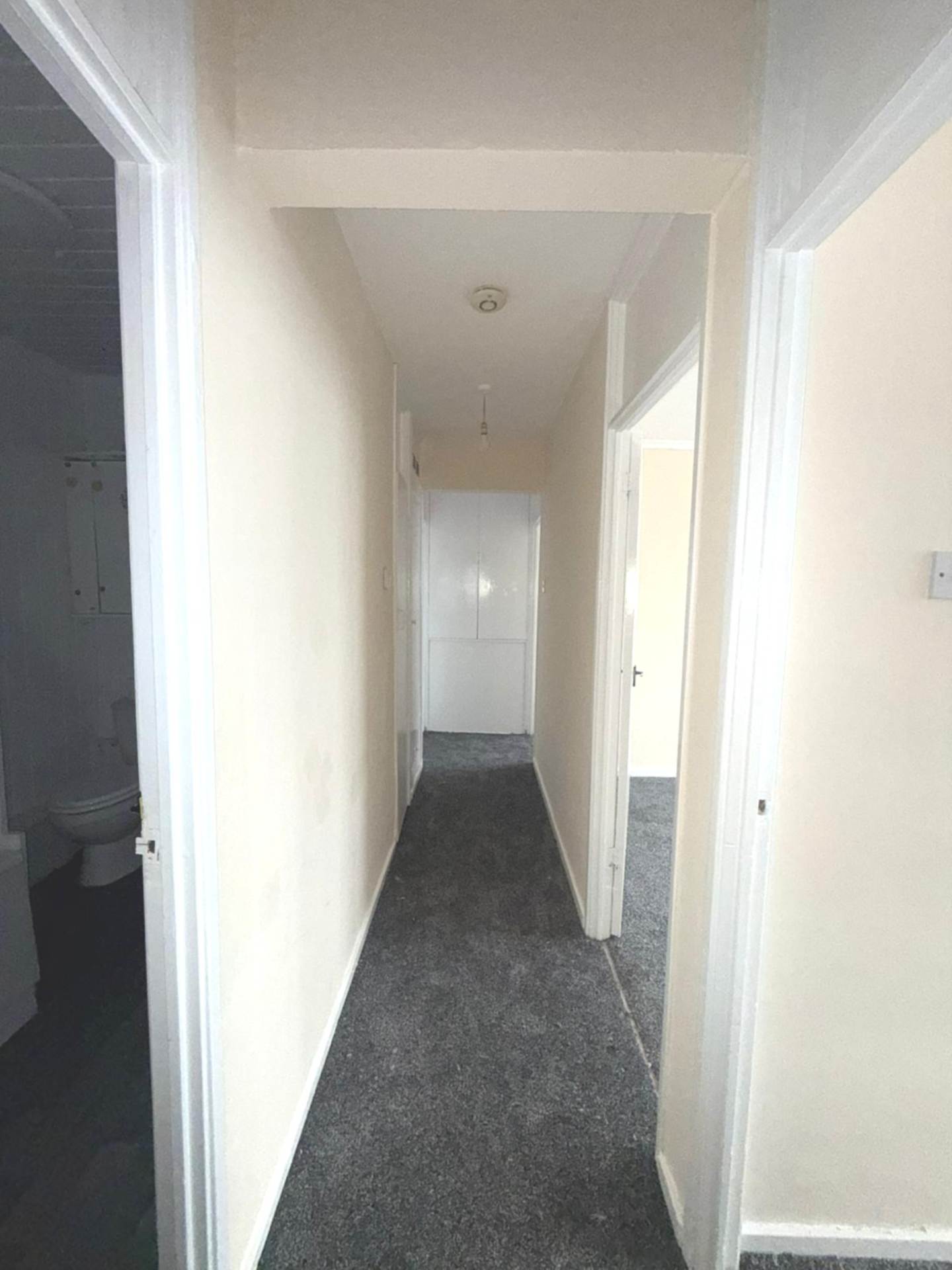 St Andrews Tower, Baird Avenue, Southall, Image 4