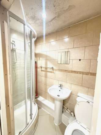 Culmington Road, London, Image 3