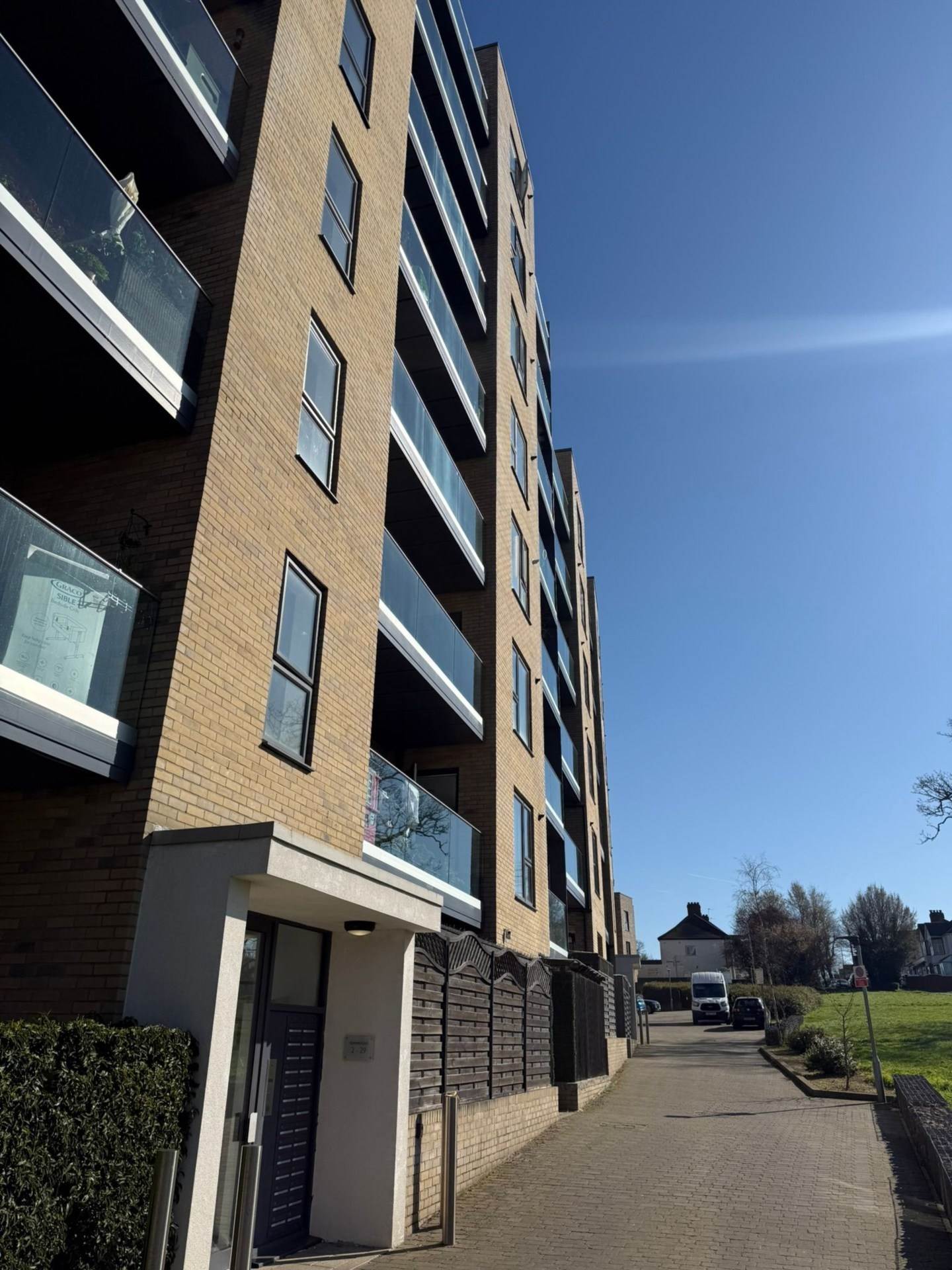 Ridding Lane, Greenford, Image 7