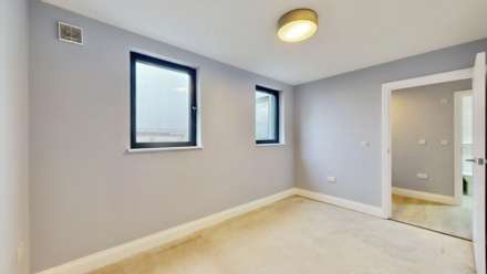 Hanworth Road, Hounslow, Image 13