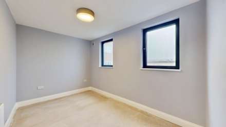 Hanworth Road, Hounslow, Image 17