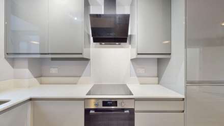 Hanworth Road, Hounslow, Image 5