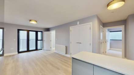 Hanworth Road, Hounslow, Image 7