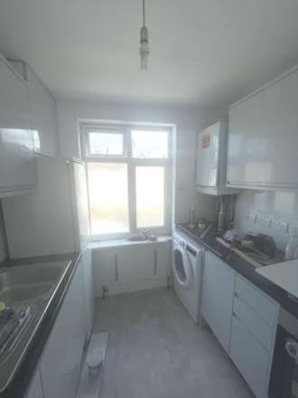 Tennyson Road, Hounslow, Image 2