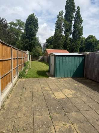 Park Avenue, Southall, Image 10
