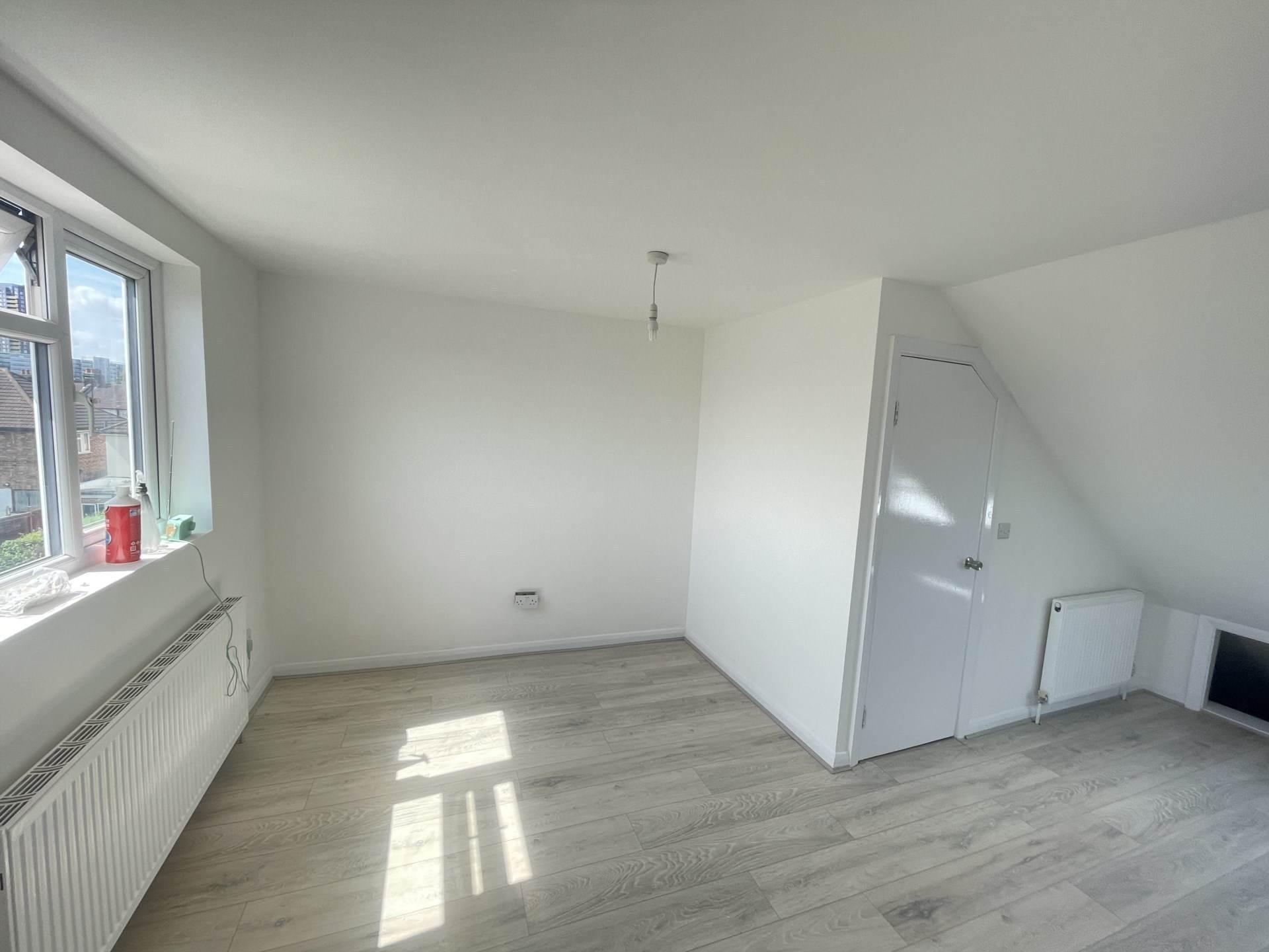 Tennyson Road, Hounslow, Image 1