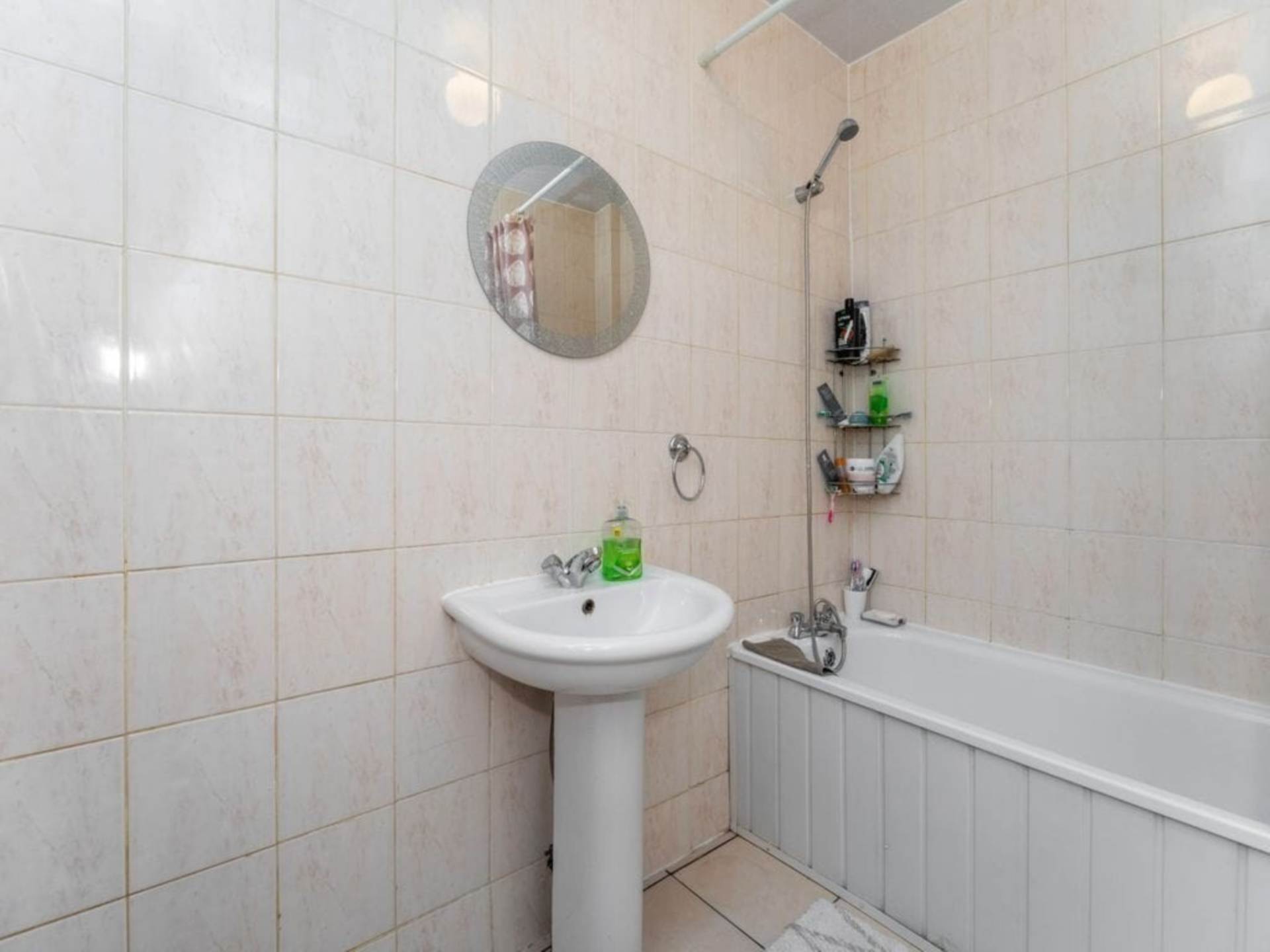 Park Avenue, Southall, Image 7