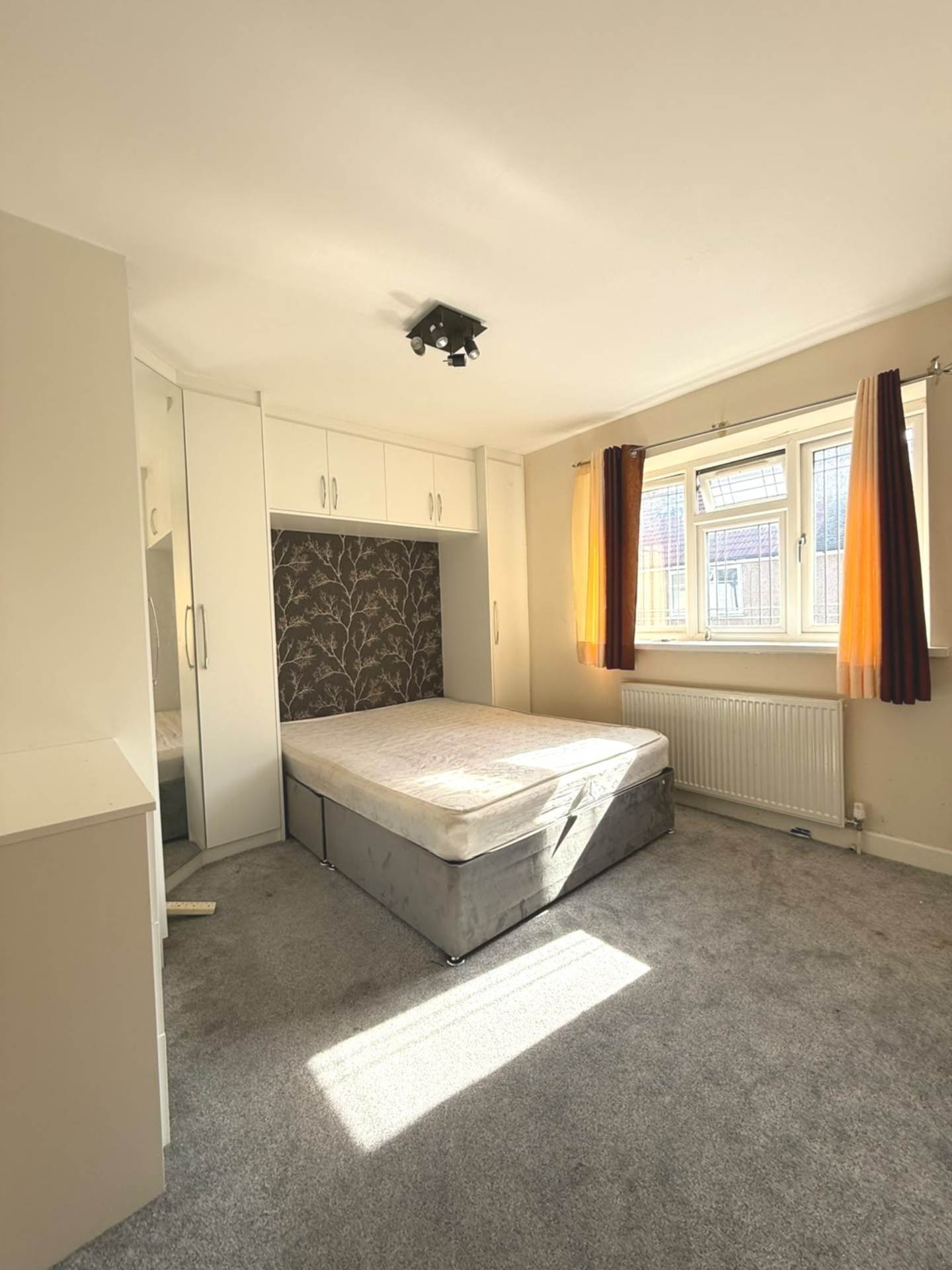 Harborough Close, Slough, Image 6