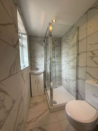 Thornton Avenue, West Drayton, Image 6