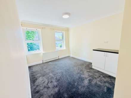 Property For Rent Central Avenue, Hayes
