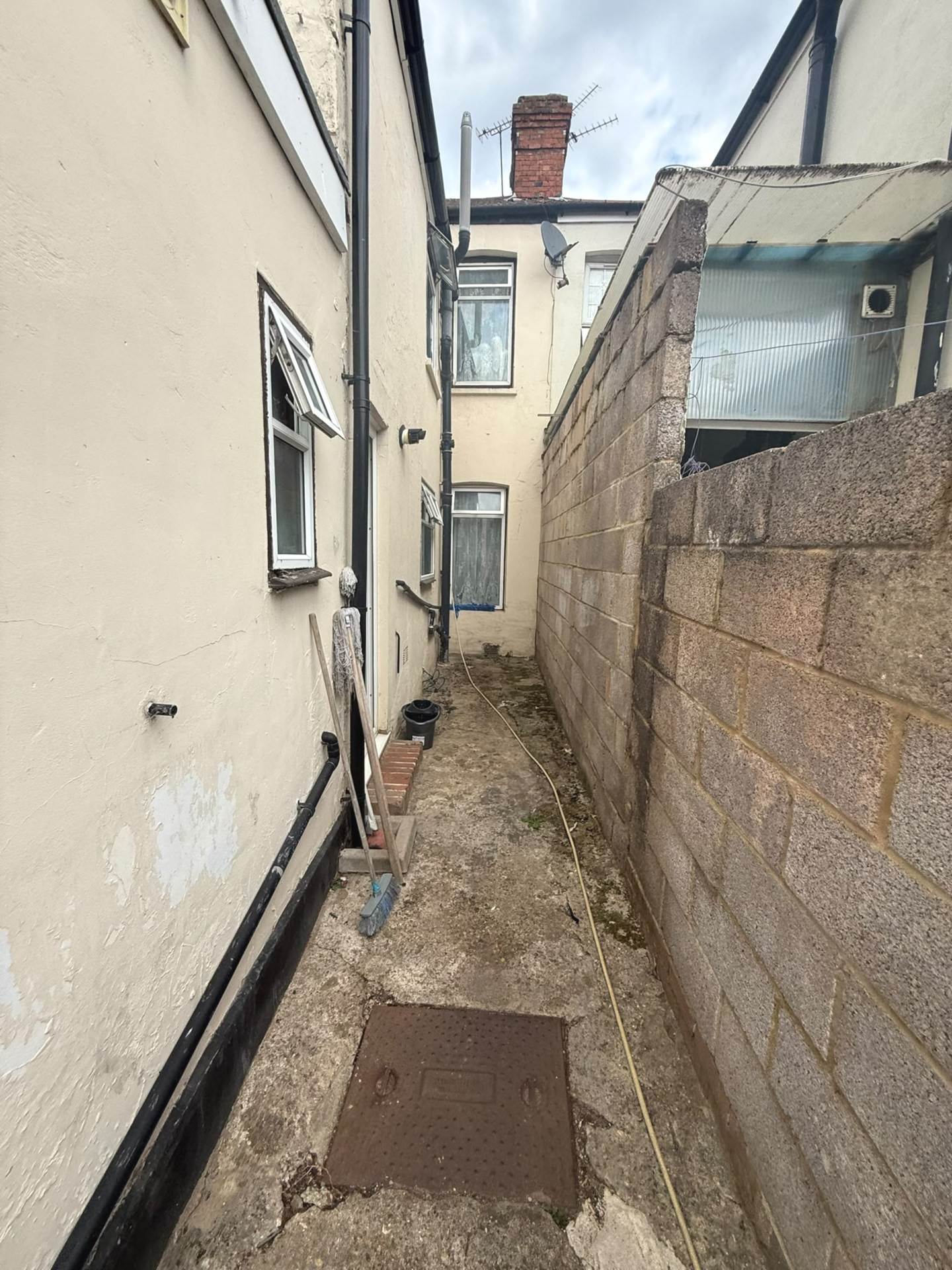 Hammond Road, Southall, Image 8