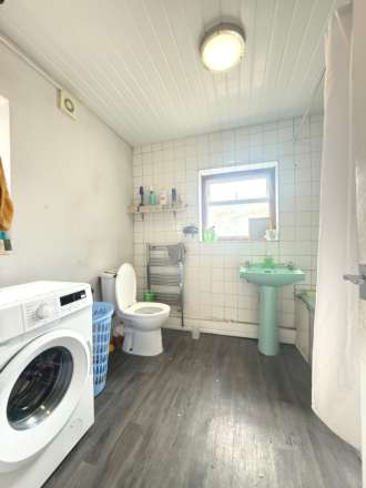 Hammond Road, Southall, Image 7