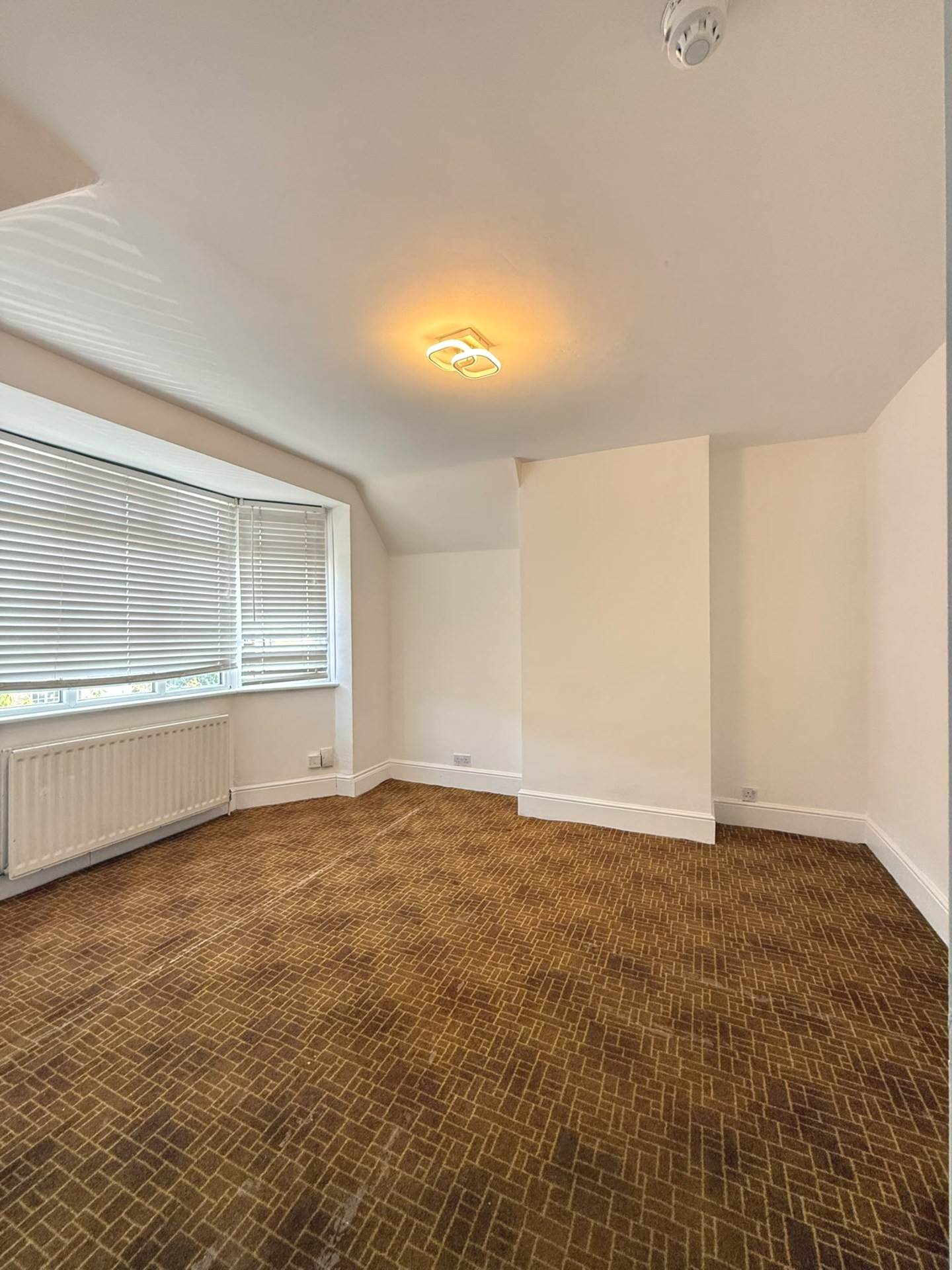 Thornton Avenue, West Drayton, Image 8