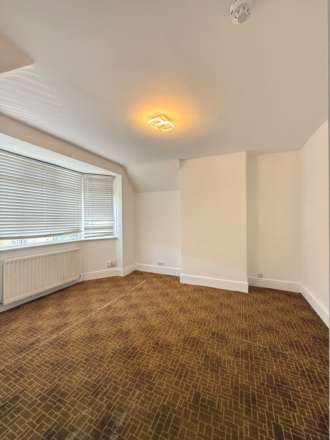 Thornton Avenue, West Drayton, Image 8