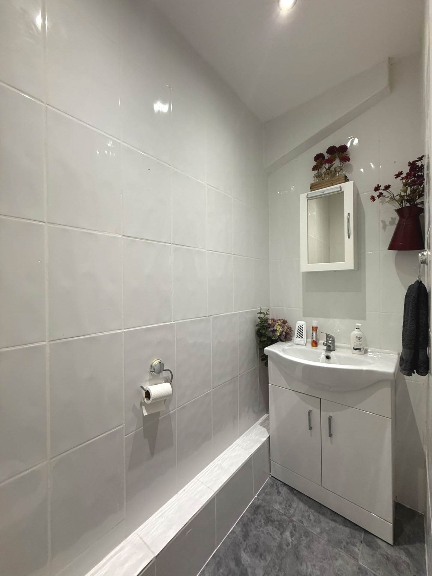 Charter Crescent, Hounslow, Image 6