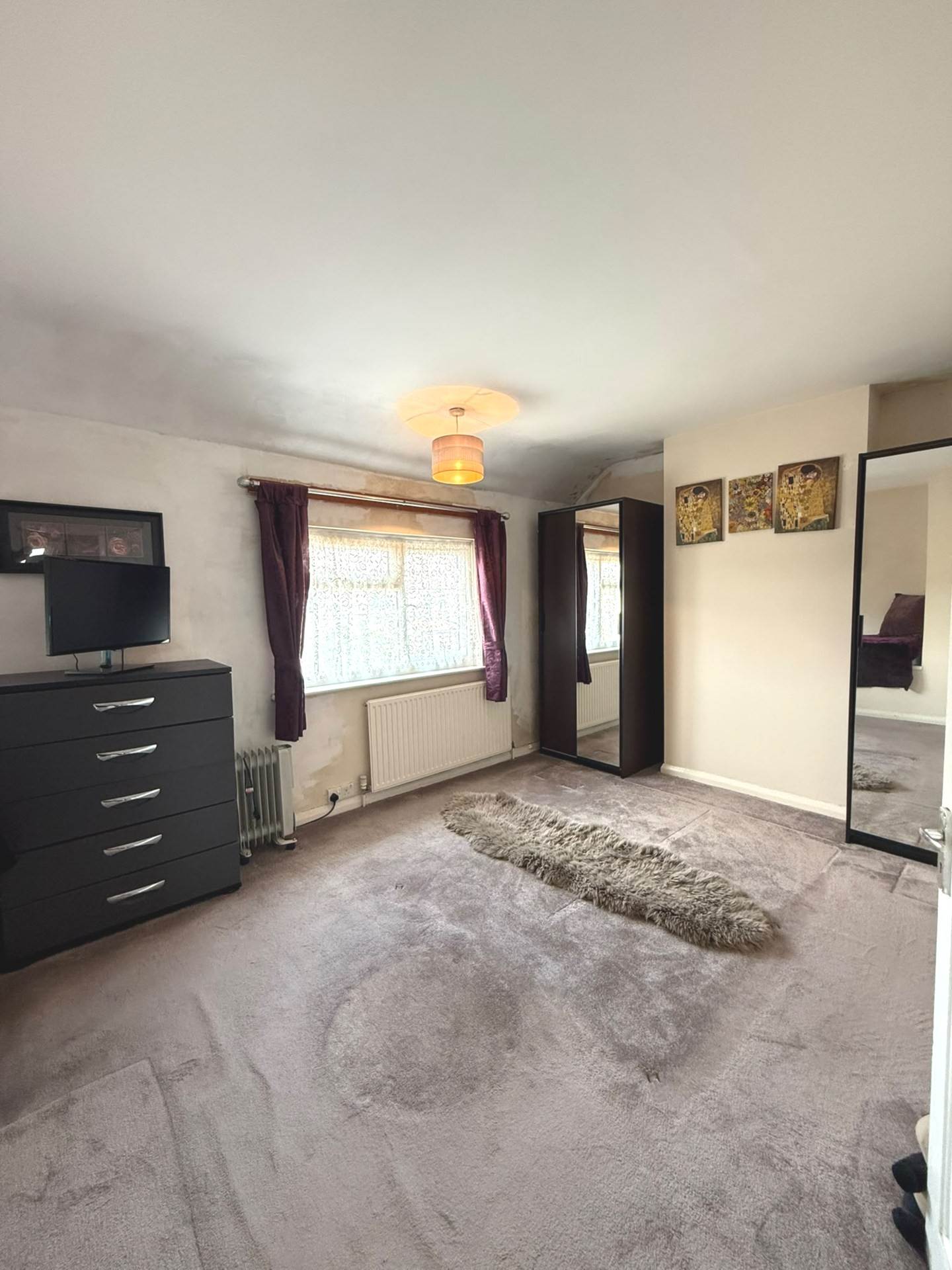 Charter Crescent, Hounslow, Image 8