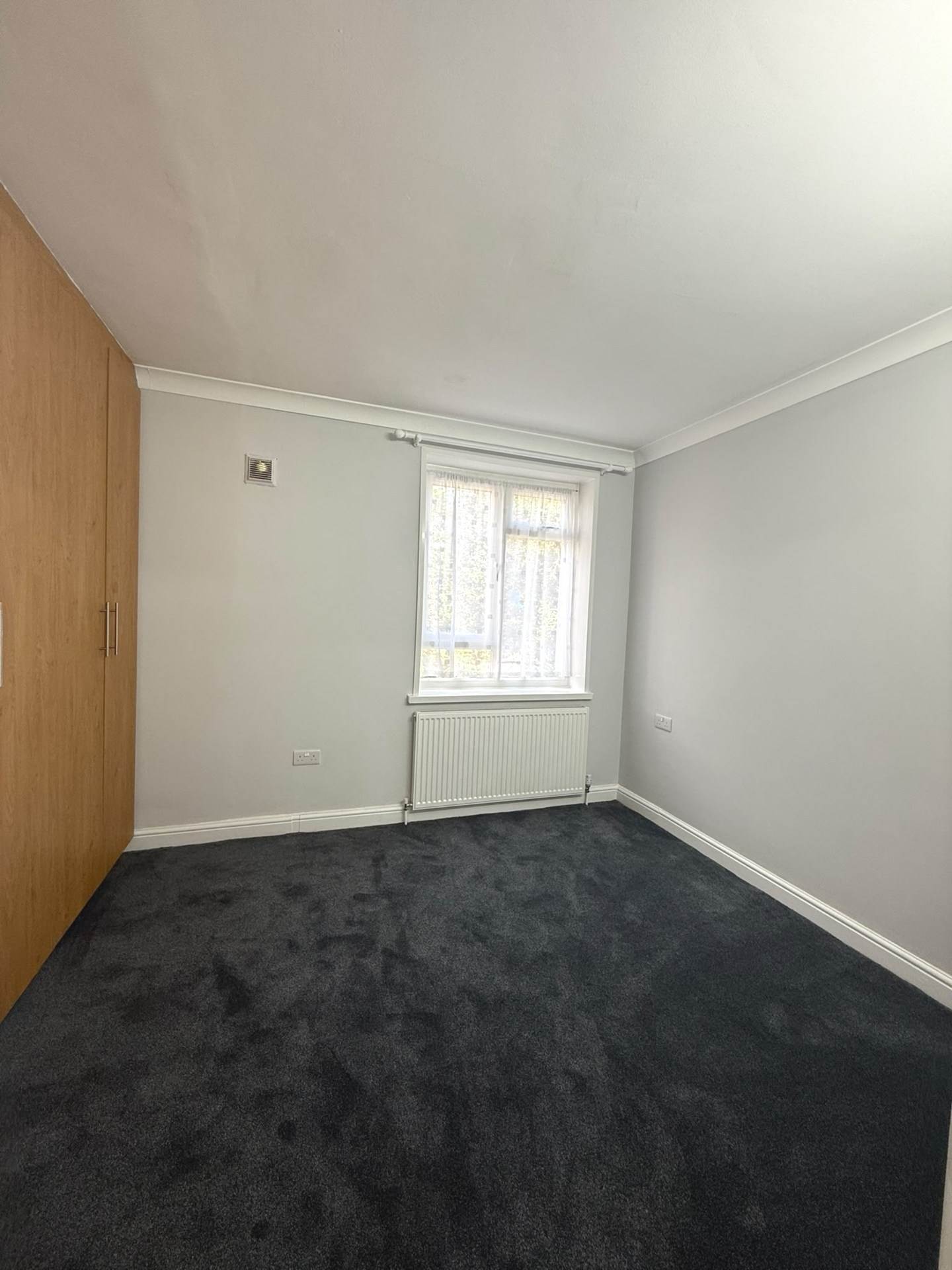 Norwood Close, Southall, Image 8