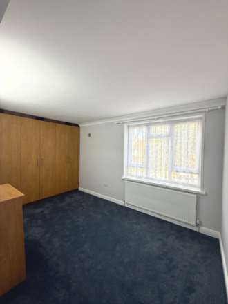 Norwood Close, Southall, Image 7