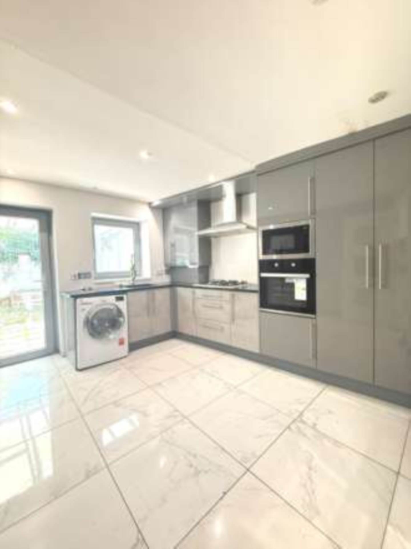 Bixley Close, Southall, Image 4