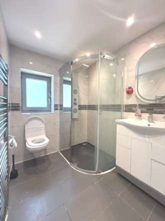 Bixley Close, Southall, Image 9