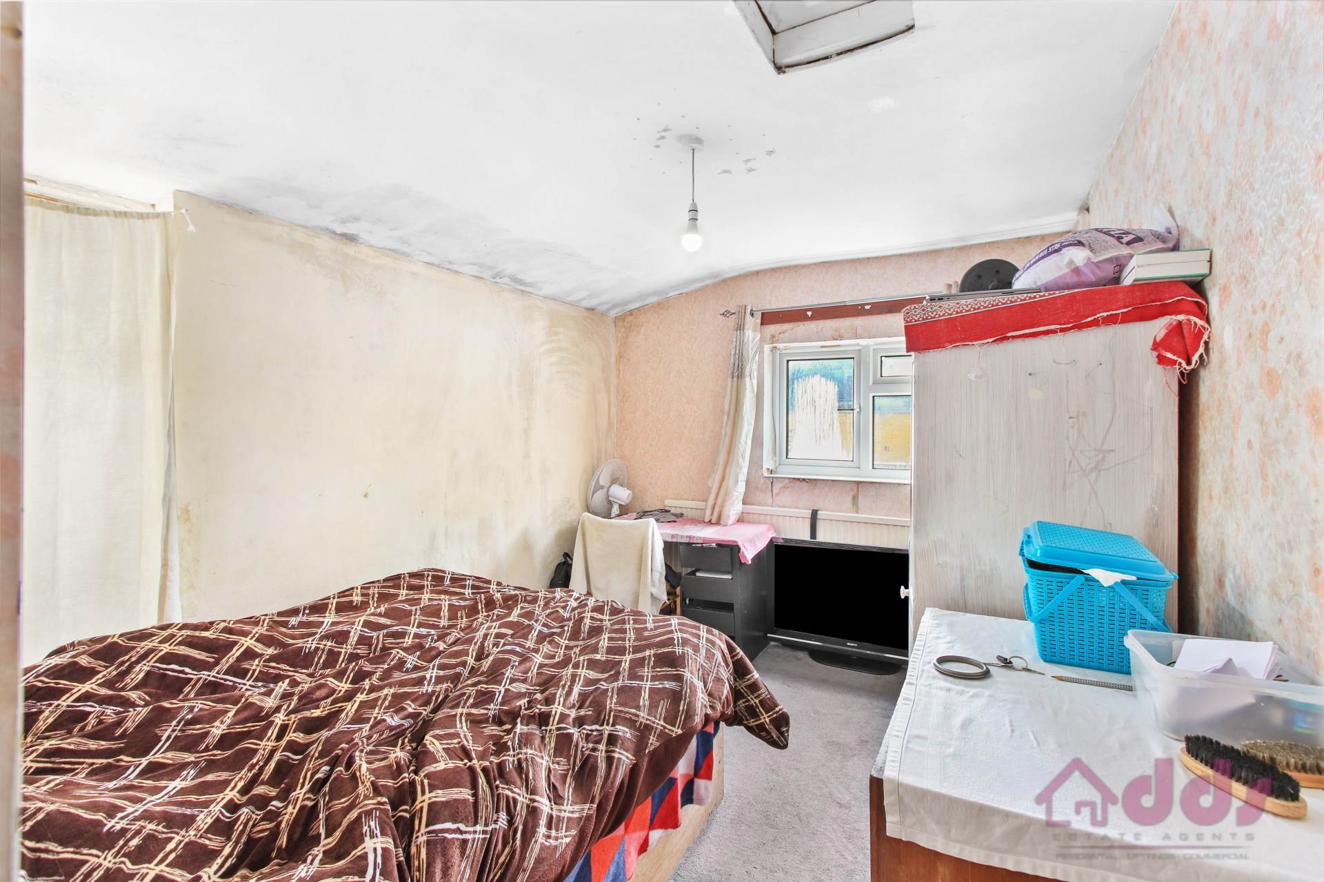 Hammond Road, Southall, Image 12