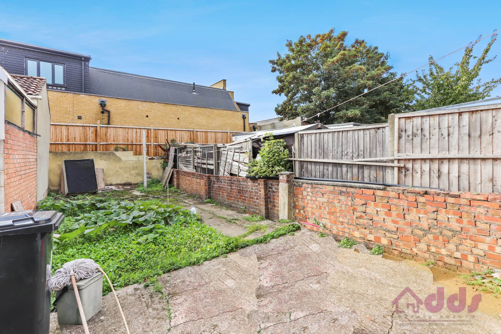 Hammond Road, Southall, Image 15
