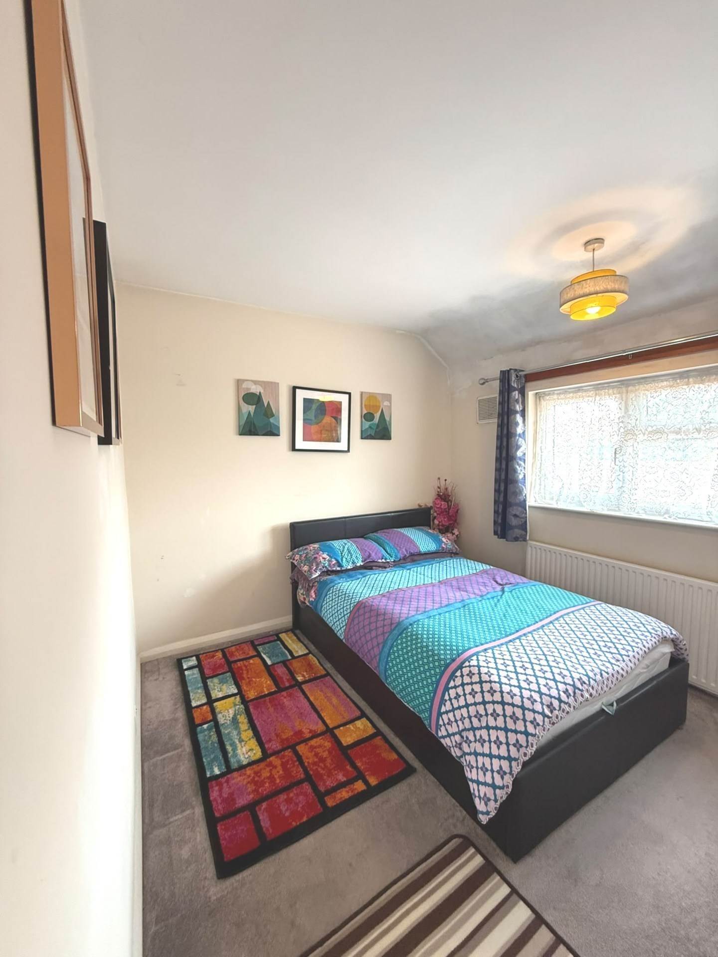 Charter Crescent, Hounslow, Image 9