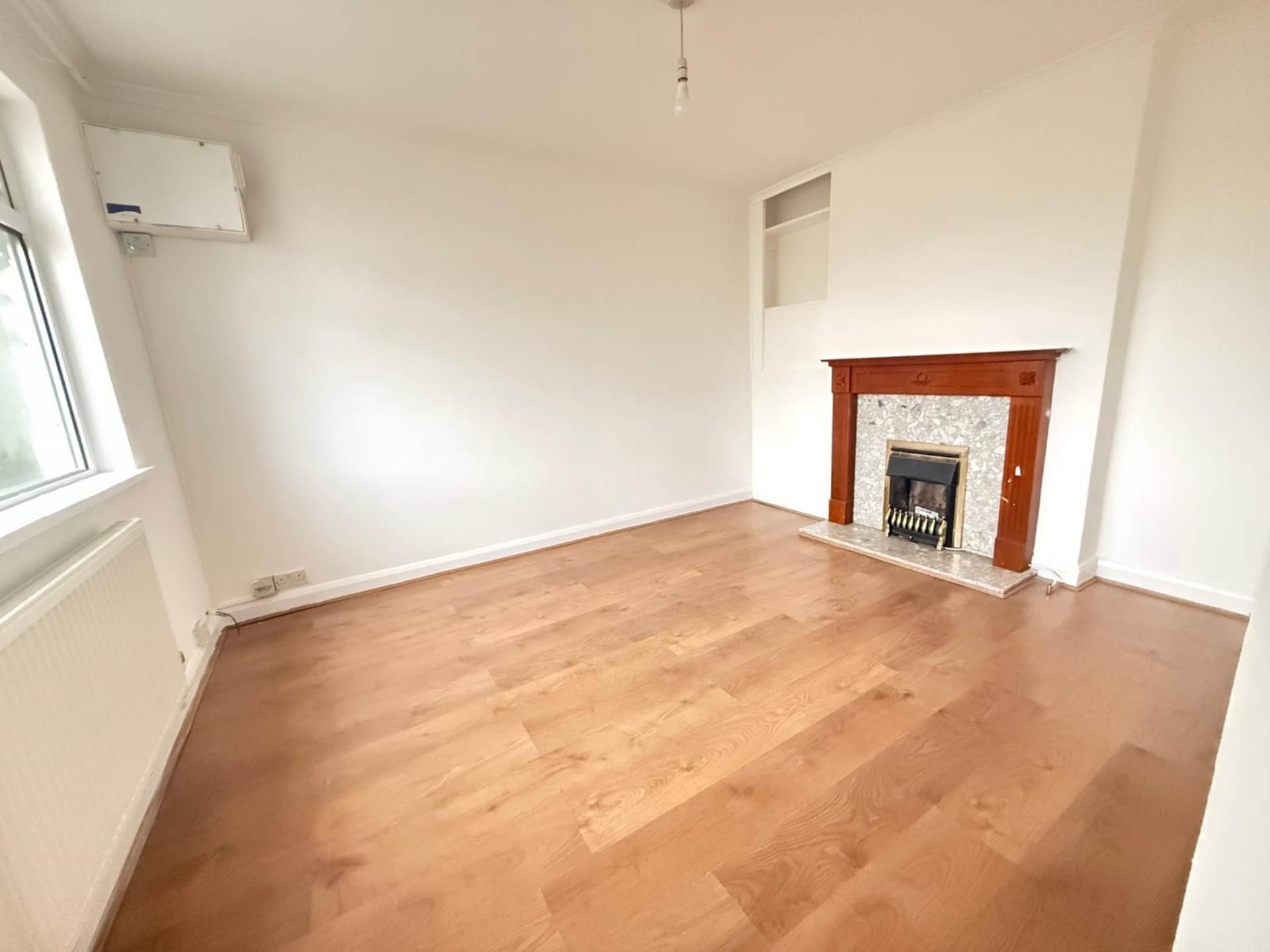 The Crescent, Hayes, Image 1