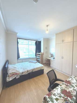 Bulstrode Avenue, Hounslow Central, Image 1