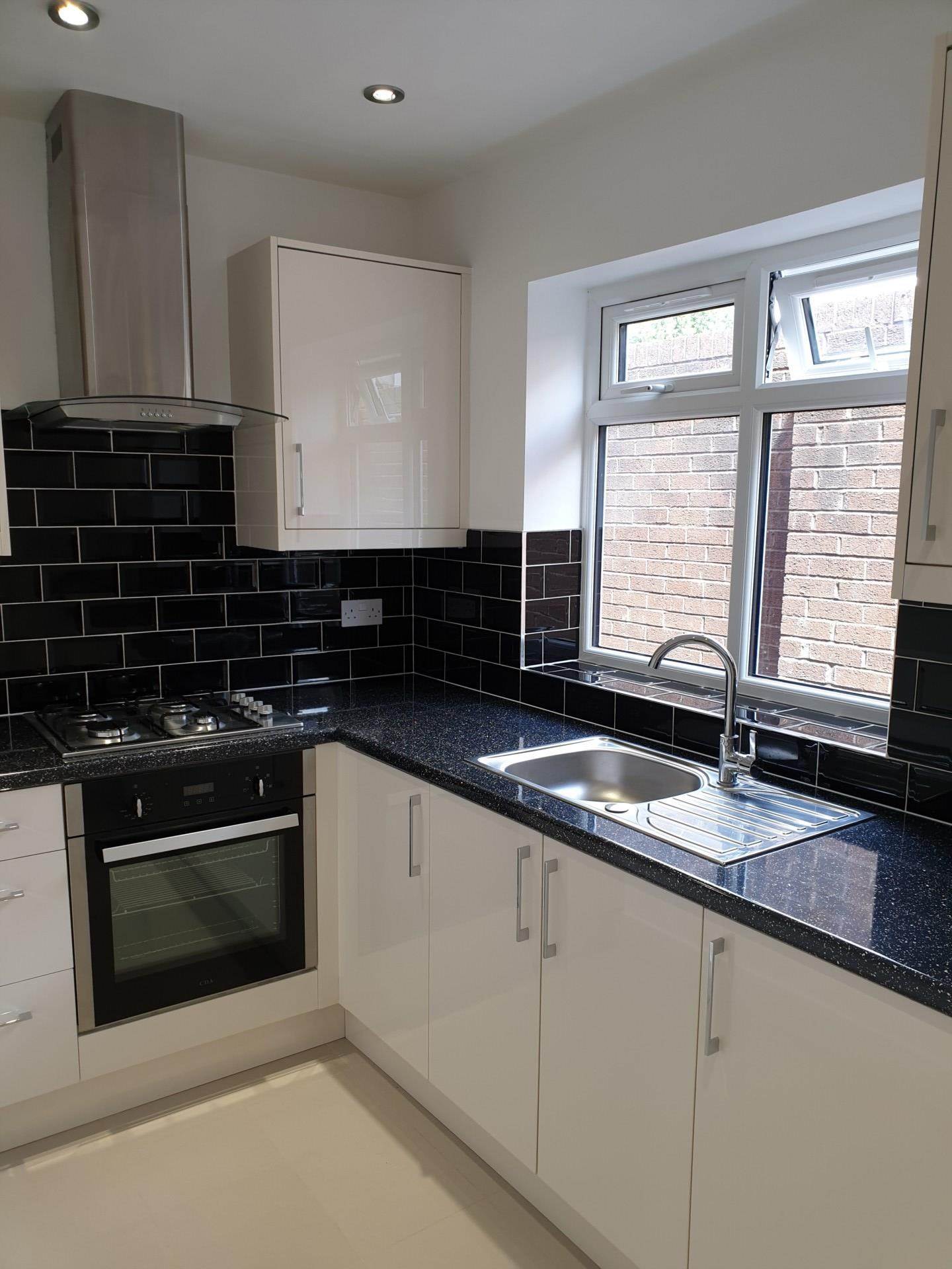 The Crescent, Slough, Image 1