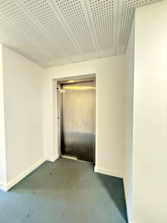 Porters Way, West Drayton, Image 16