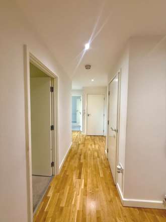 Porters Way, West Drayton, Image 6