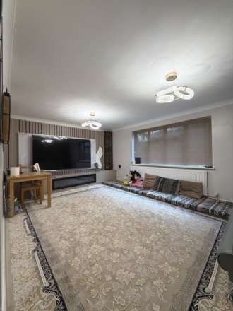 Convent Way, Southall UB2, Image 2