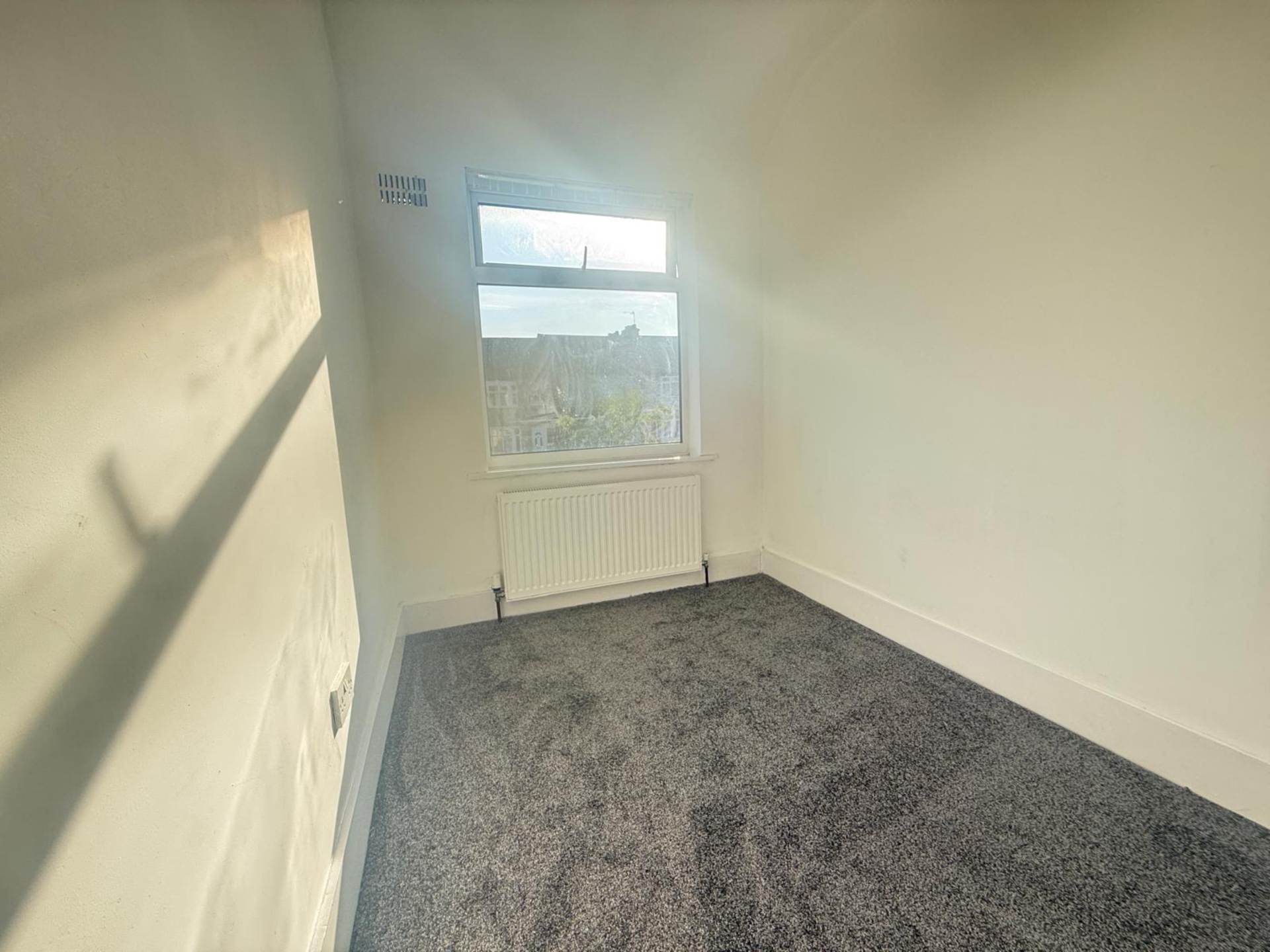 Purcell Road, Greenford, Image 5