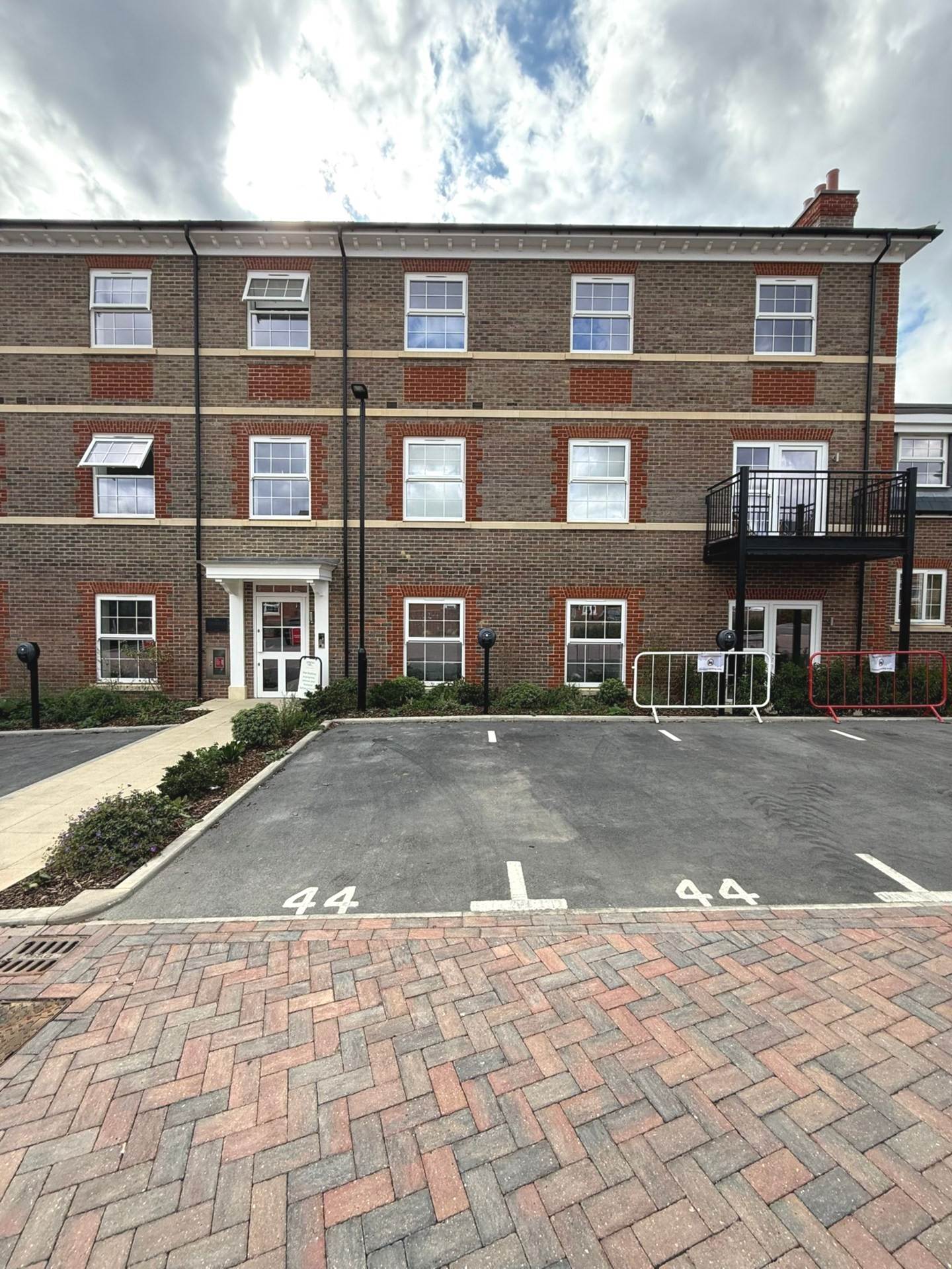 Rosewood Avenue, Maidenhead, Image 10