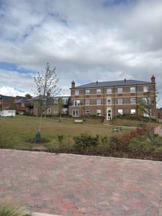 Rosewood Avenue, Maidenhead, Image 12