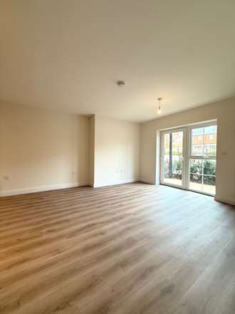 Rosewood Avenue, Maidenhead, Image 2