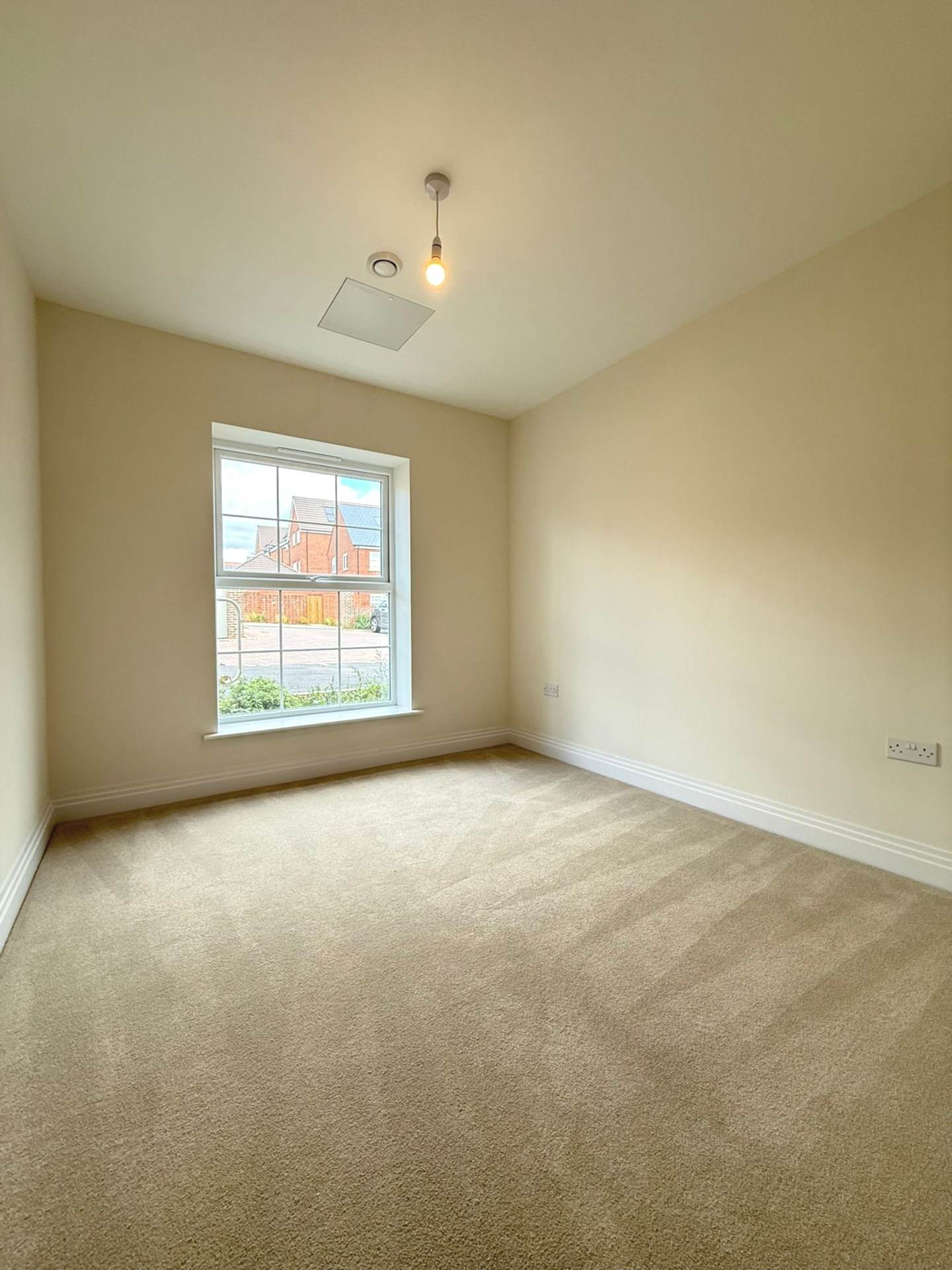 Manor House, Maidenhead, Image 8