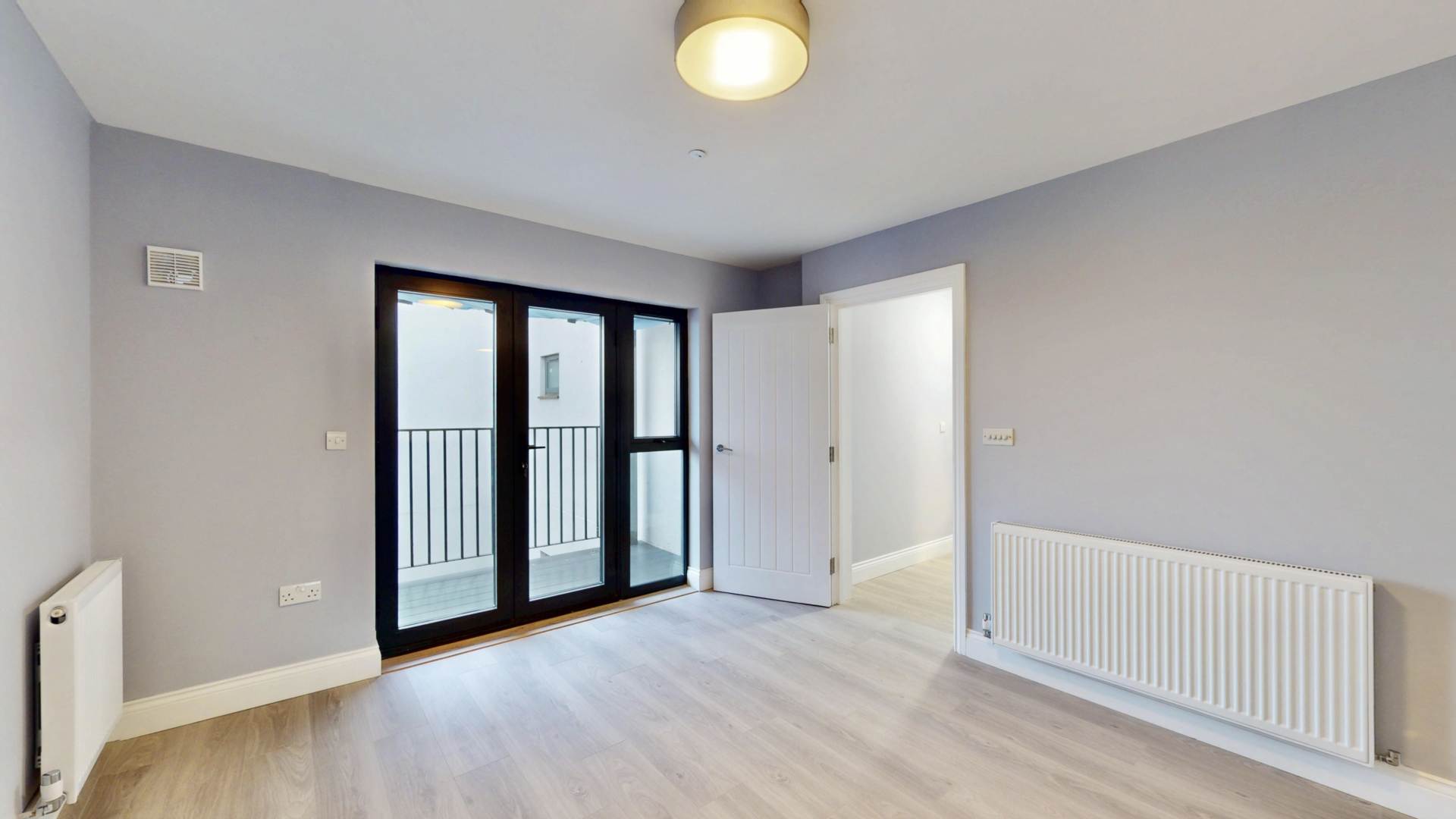 Hanworth Road, Hounslow, Image 6