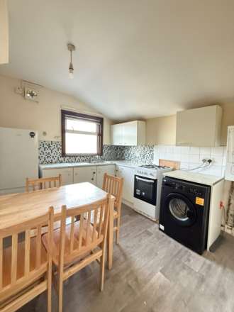 Regina Road, Southall, Image 4